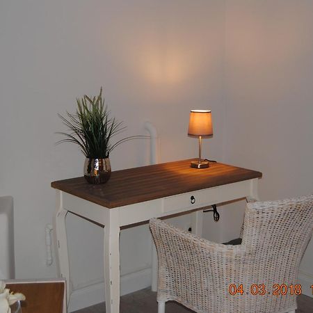 Schoene Ferienwohnung Zentral Gelegen Кіль Екстер'єр фото